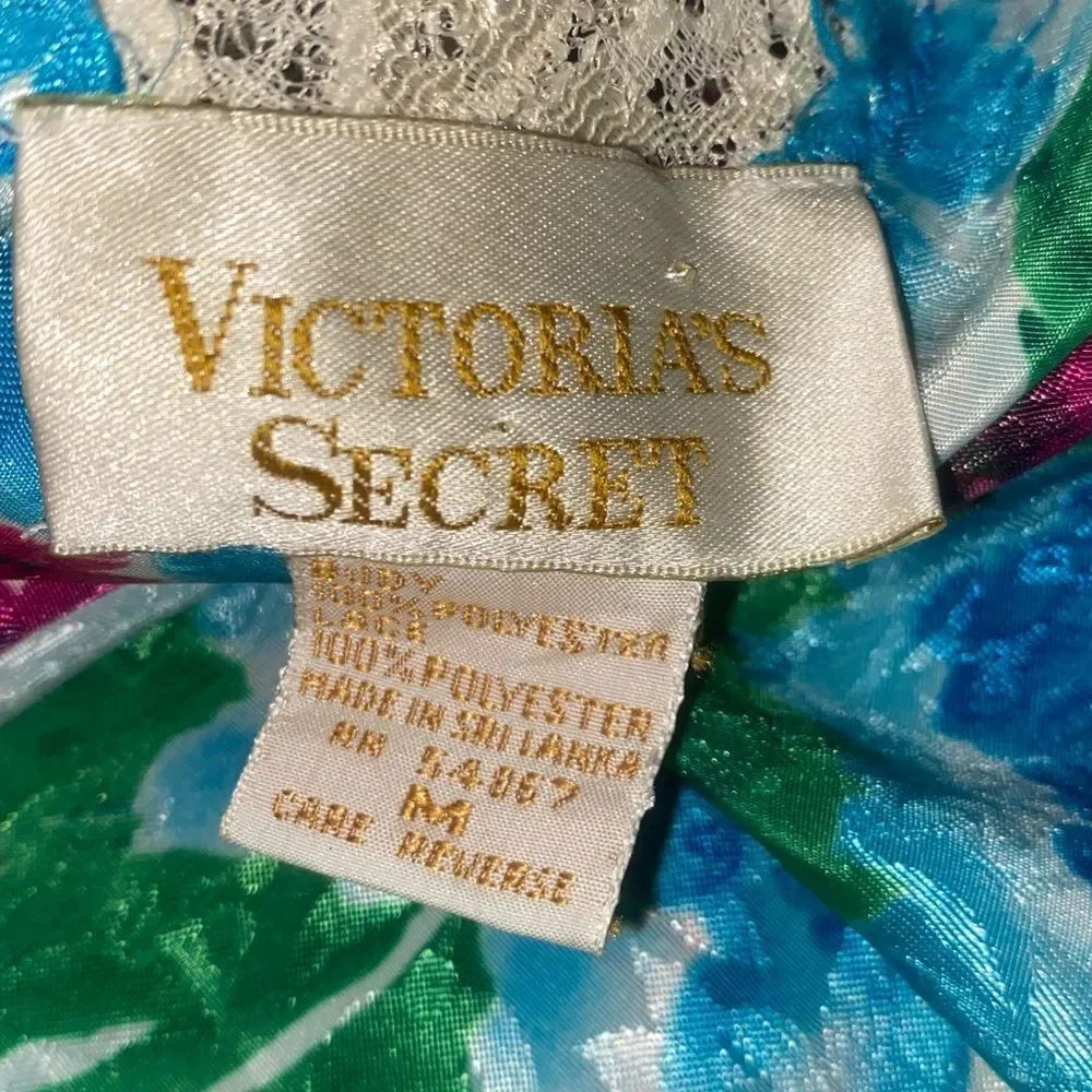 VICTORIA’S SECRET Gold Label Floral Lace Night Gown